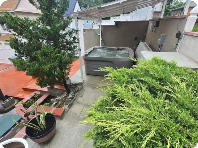 $910,000 | 18 Arden Place, Yonkers, NY 10701