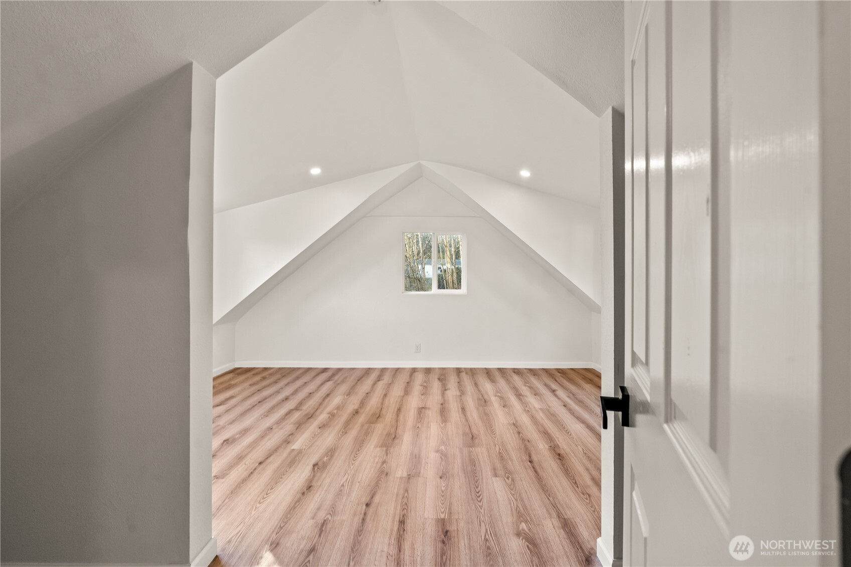 1972 Deville Drive Northwest Bremerton, WA 98312 - Photo 20 of 39