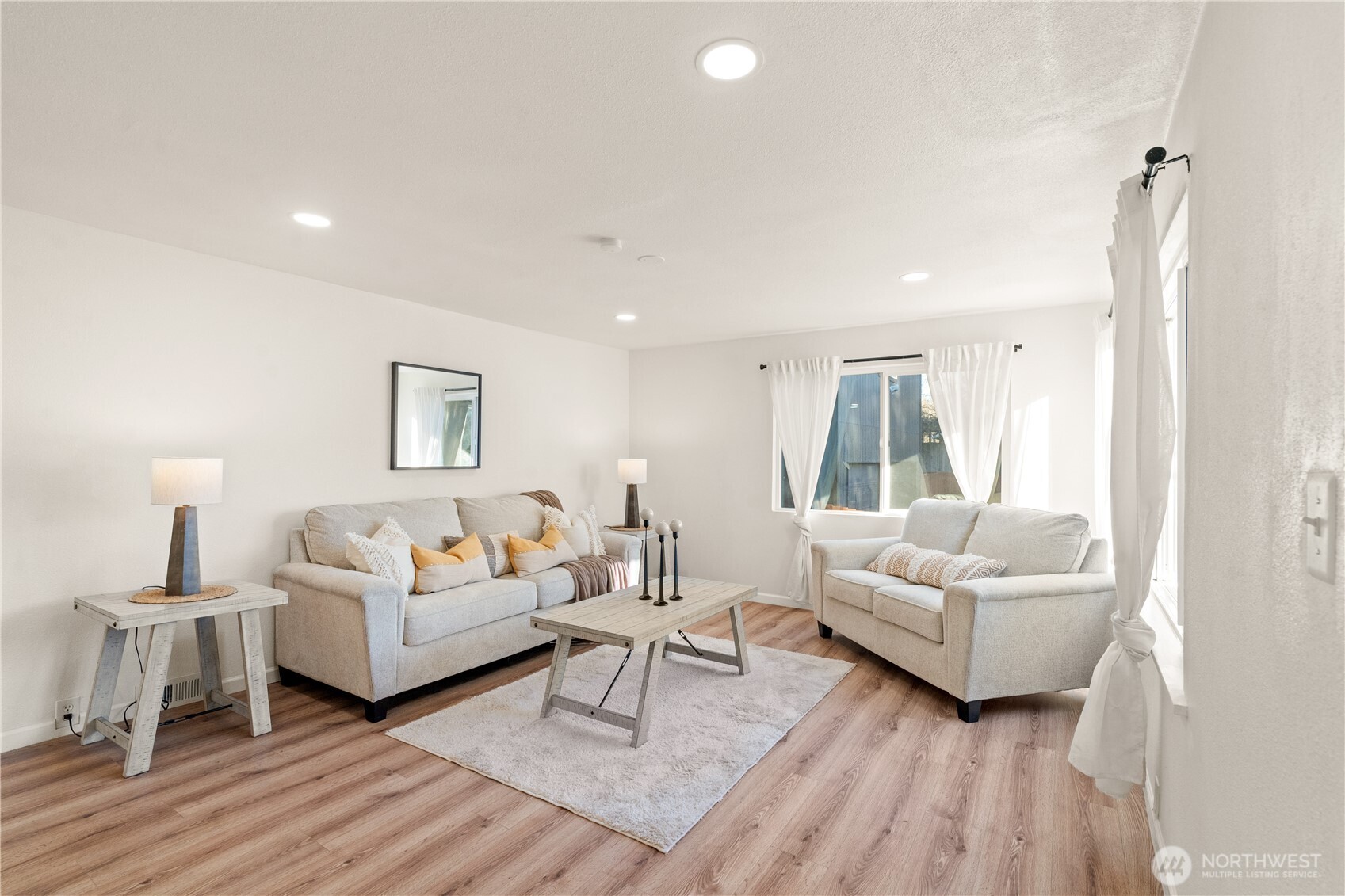 1972 Deville Drive Northwest Bremerton, WA 98312 - Photo 5 of 39