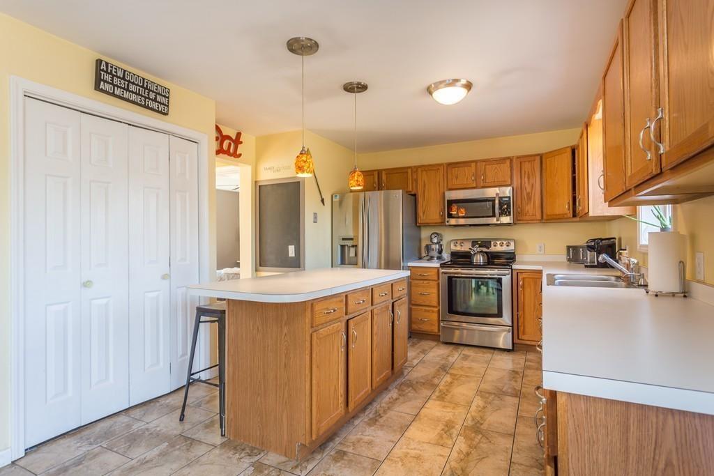 1011 B Point Road Marion, MA 02738 - Photo 10 of 20