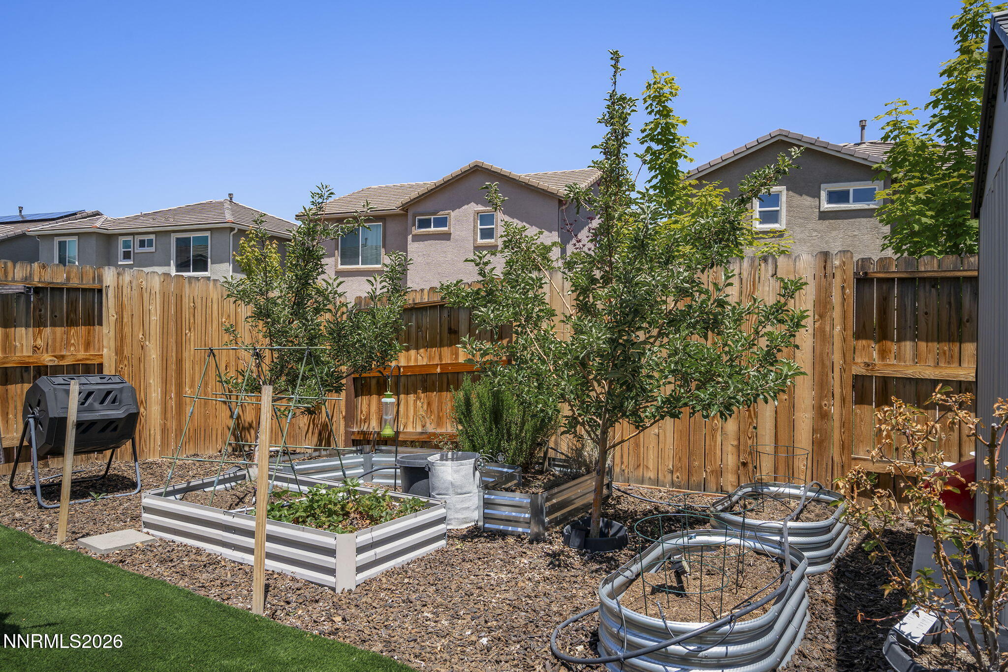 2250 Symphony Way Reno, NV 89521 - Photo 35 of 37 41-web-or-mls-_DSC4577