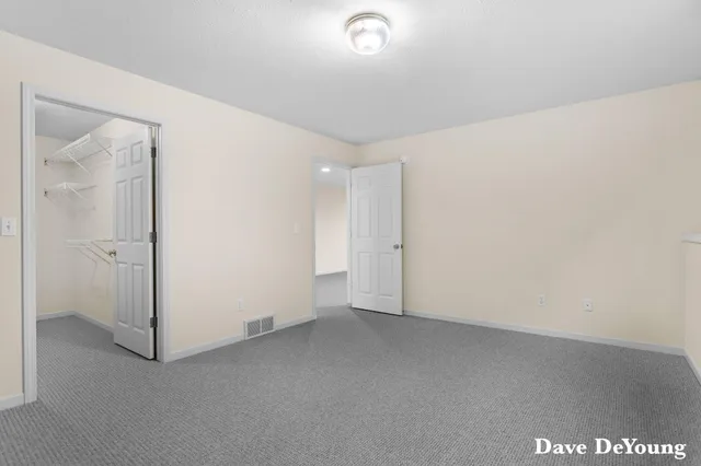 $389,900 | 347 Timberlake East, Holland, MI 49424