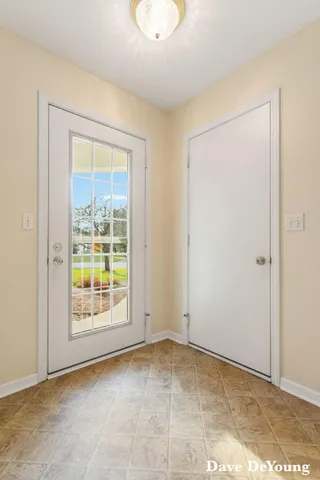 $389,900 | 347 Timberlake East, Holland, MI 49424