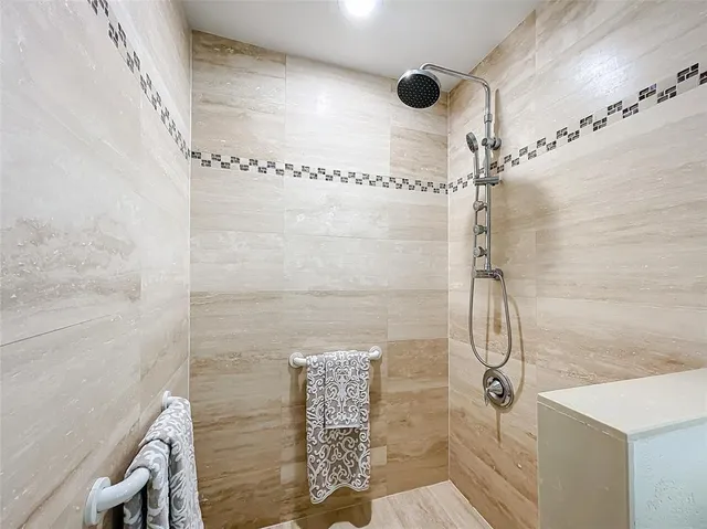 $420,000 | 4680 Mimosa Place, Unit 810, Coconut Creek, FL 33073