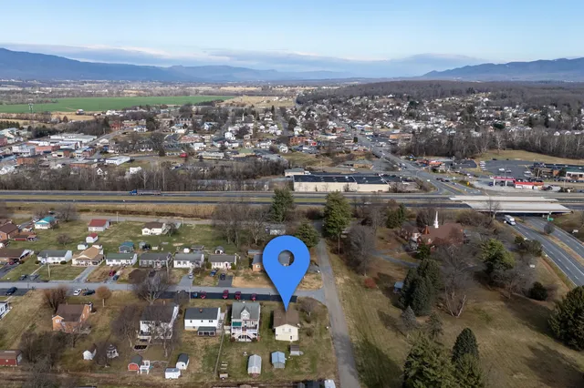 $219,500 | 502 7th Street, Elkton, VA 22827