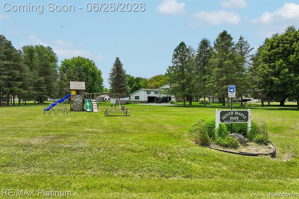 6100 Oak Valley Road Brighton, MI 48116 - Photo 41 of 47
