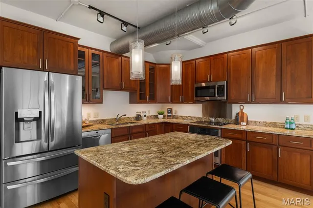 $389,000 | 4901 Washington Avenue, Unit 2A, St. Louis, MO 63108