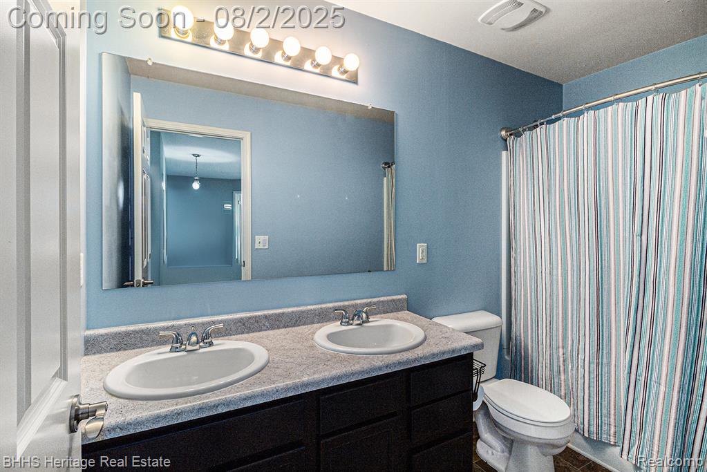 1246 Secretariat Way Howell, MI 48843 - Photo 26 of 37 Gallery Image 26