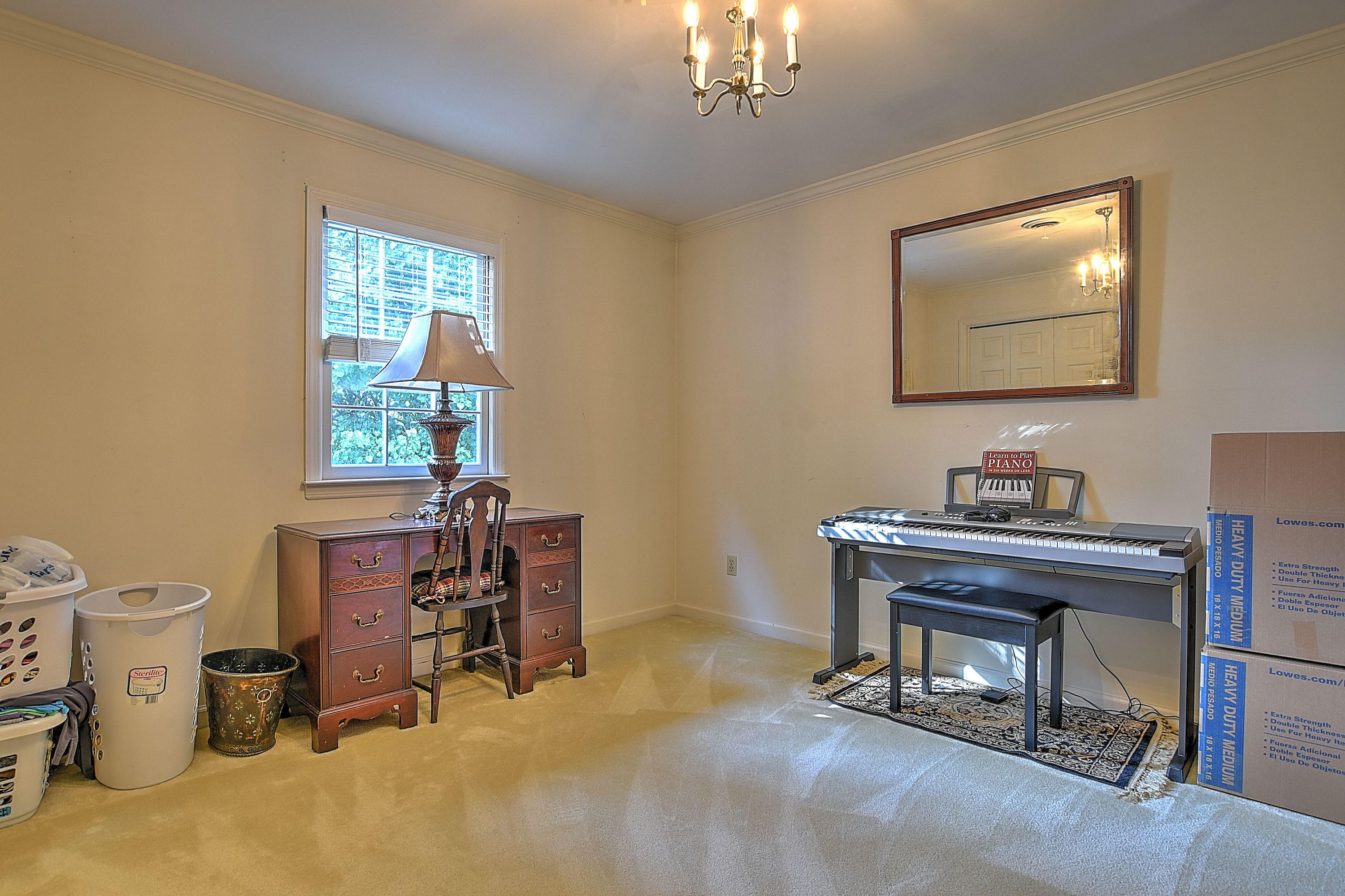 233 Galway Road Bristol, TN 37620 - Photo 26 of 61 233 Galway-21