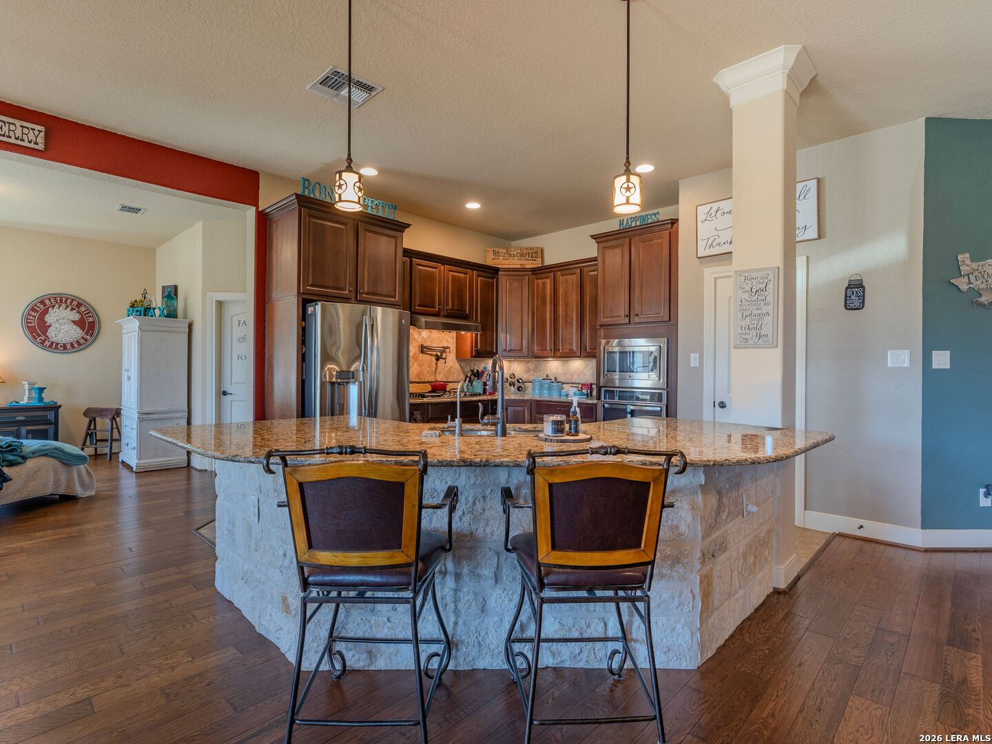 107 Ridge Place Boerne, TX 78006 - Photo 14 of 55