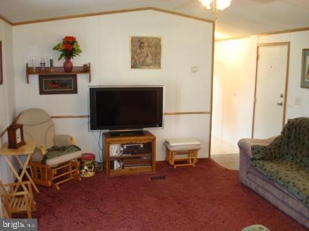 216 Rim Road Elizabethtown, PA 17022 - Photo 6 of 11 Gallery Image 6