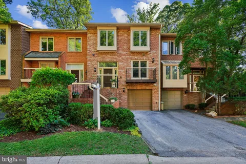 $799,900 | 5904 Valerian Lane, Rockville, MD 20852