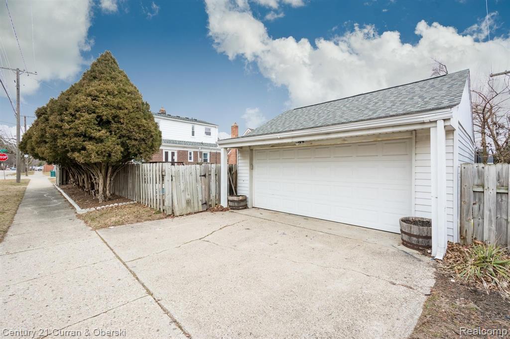 1500 Drexel Street Dearborn, MI 48128 - Photo 29 of 30