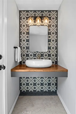 $5,199,000 | 5001 Lakeview Canyon Road, Westlake Village, CA 91362