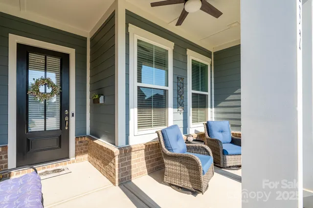 $899,900 | 232 Lanyard Lane, Belmont, NC 28012