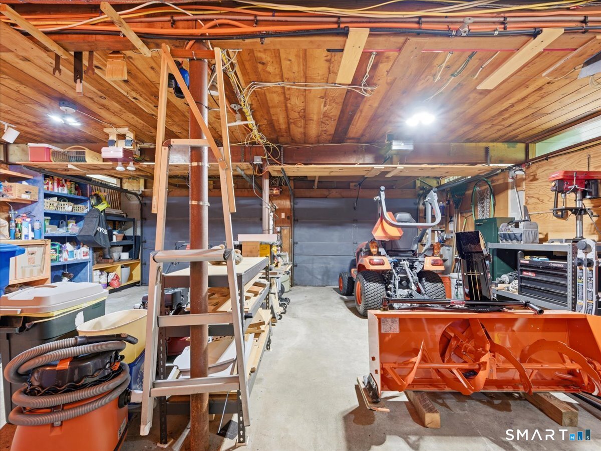 111 Tipping Rock Road Stonington, CT 06378 - Photo 29 of 40 Garage