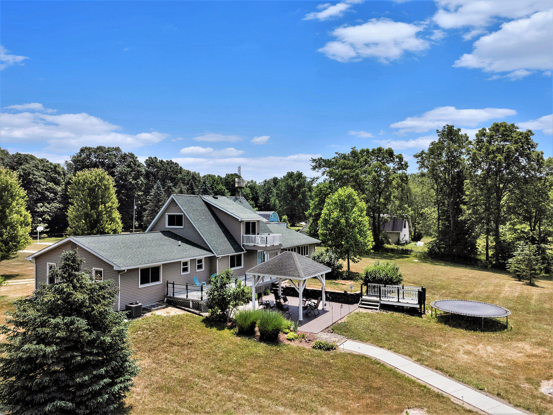 9400 River Road Bellevue, MI 49021 - Photo 44 of 50 045_9400_river_rd_bellevue_mi_49021-8_0