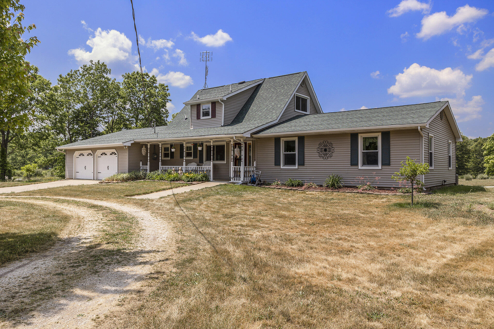 9400 River Road Bellevue, MI 49021 - Photo 46 of 50 003_9400_river_rd_bellevue_mi_49021-62