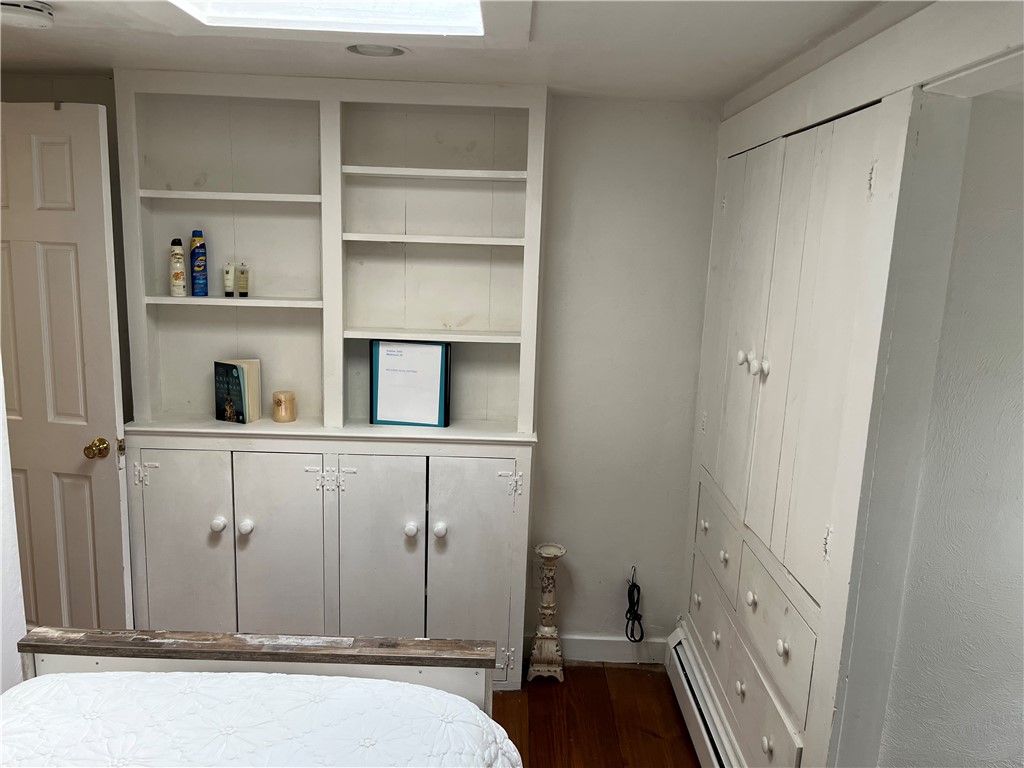 377 3rd Beach Road Middletown, RI 02842 - Photo 12 of 19