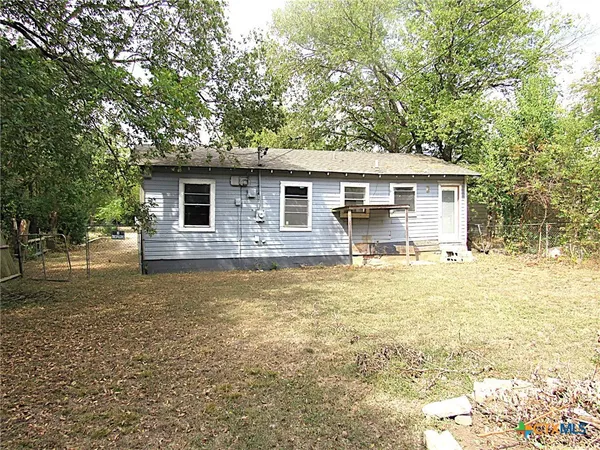 $79,900 | 805 South 10th Street, Temple, TX 76504