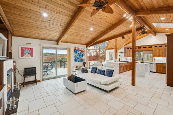 $2,850,000 | 141 Lakewood Drive, Alton, NH 03810