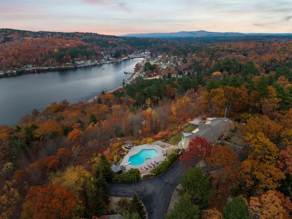 $2,850,000 | 141 Lakewood Drive, Alton, NH 03810