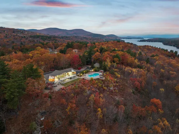 $2,850,000 | 141 Lakewood Drive, Alton, NH 03810