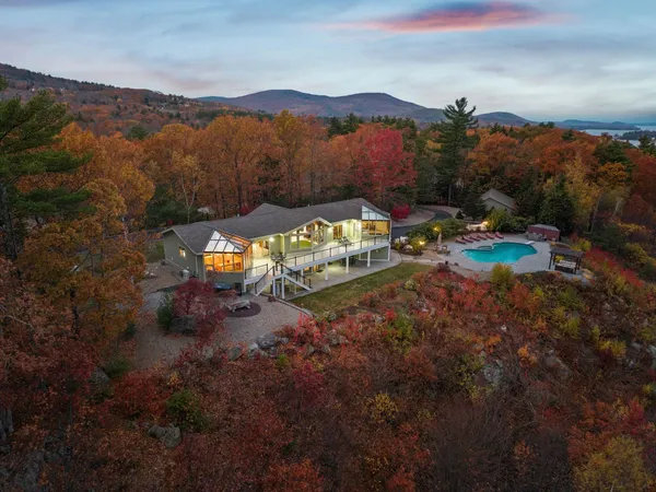 $2,850,000 | 141 Lakewood Drive, Alton, NH 03810