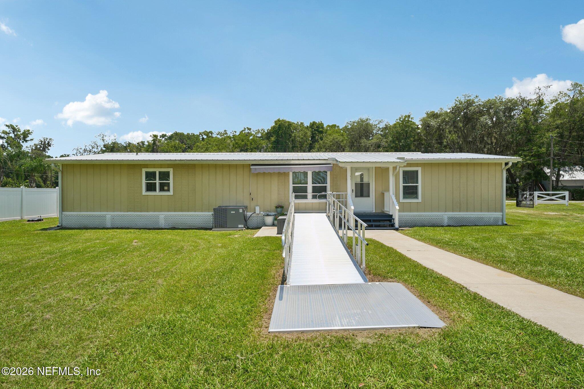 122 Macon Road Palatka, FL 32177 - Photo 84 of 177 Handicap Accessable