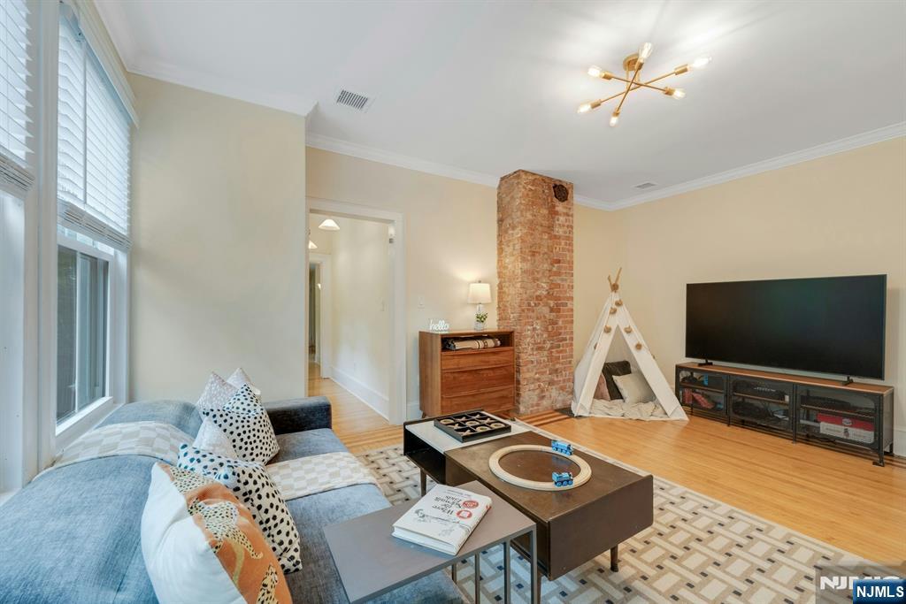 42 Llewellyn Road Montclair, NJ 07042 - Photo 39 of 49