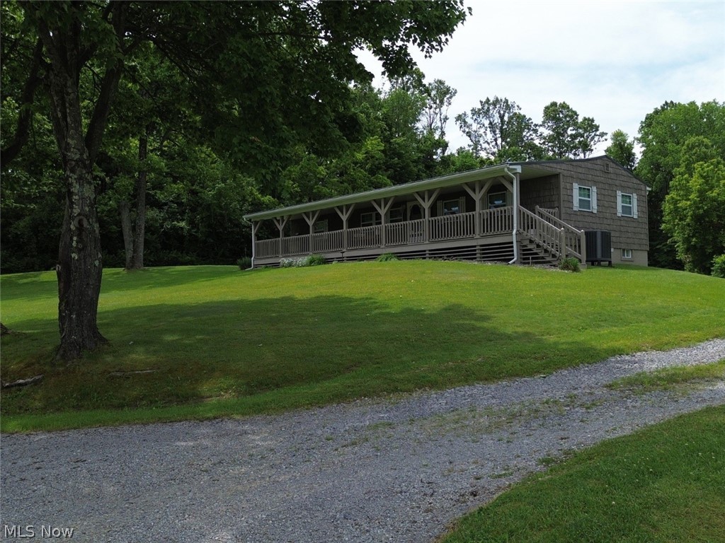 39942 Poland Road Flushing, OH 43977 - Photo 4 of 48