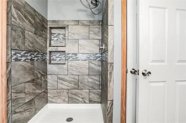 $335,000 | 406 South Jackson Street, Archie, MO 64725