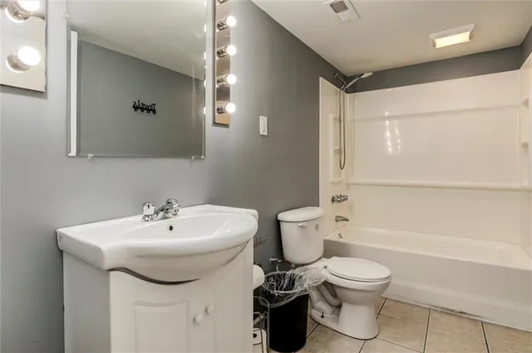 $335,000 | 406 South Jackson Street, Archie, MO 64725