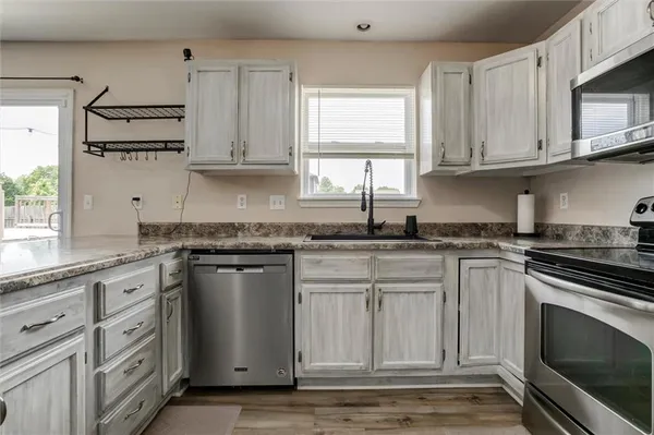 $335,000 | 406 South Jackson Street, Archie, MO 64725