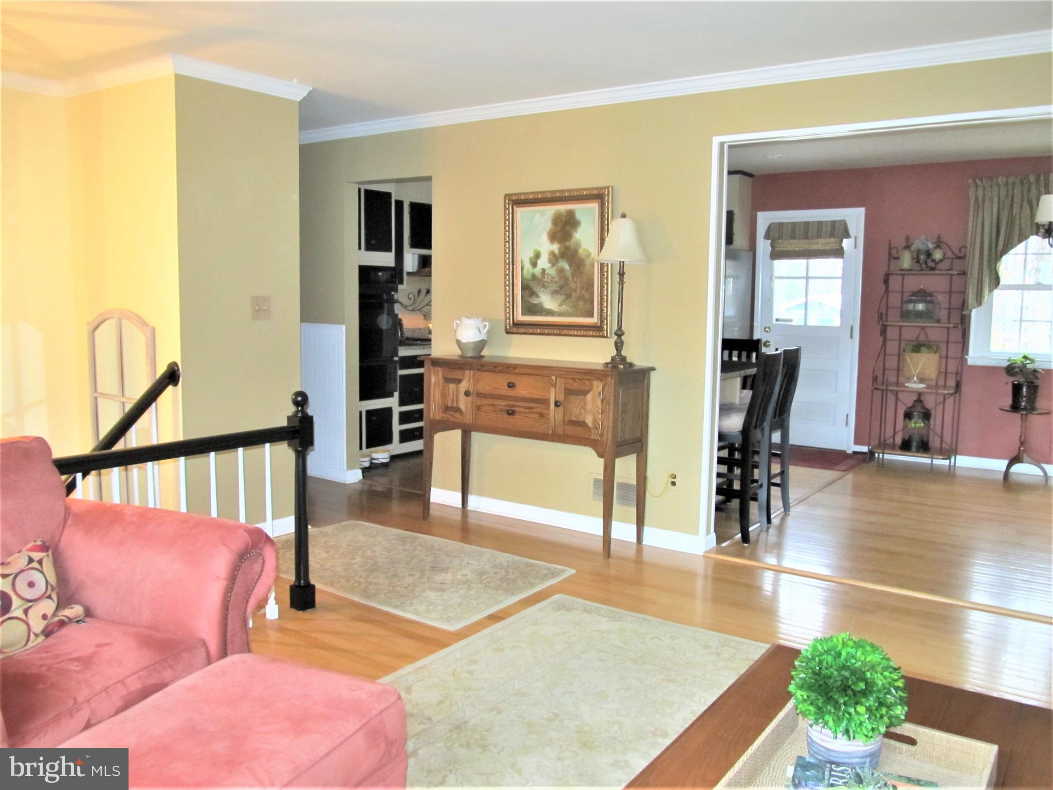 622 Cleveland Road Linthicum Heights, MD 21090 - Photo 4 of 49 Gallery Image 4