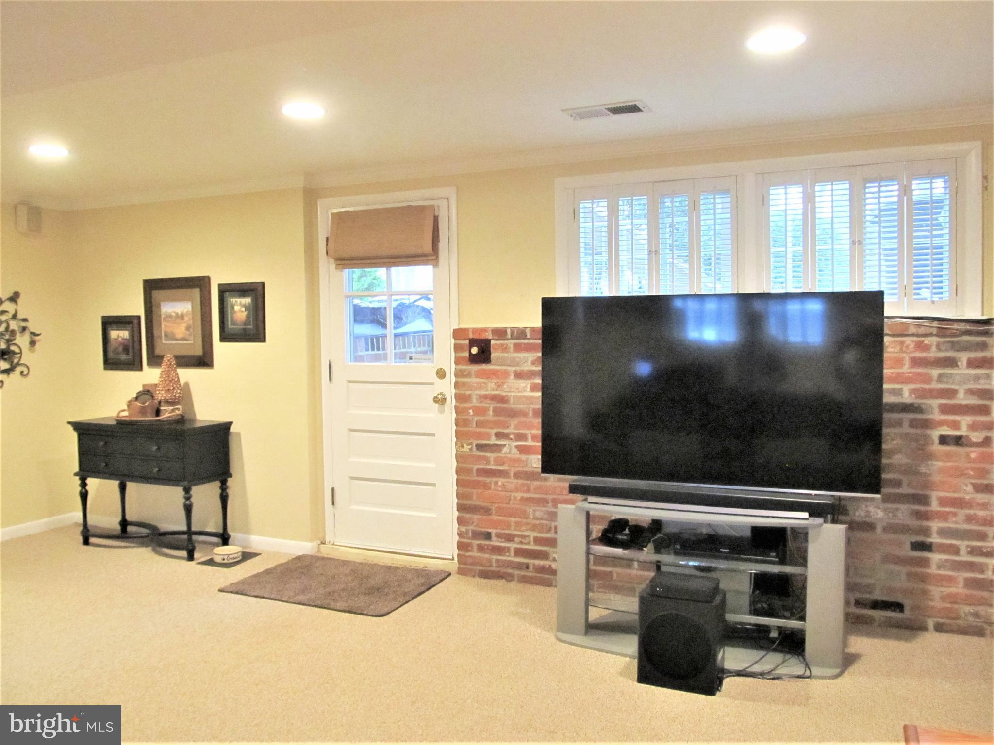 622 Cleveland Road Linthicum Heights, MD 21090 - Photo 32 of 49 Gallery Image 32