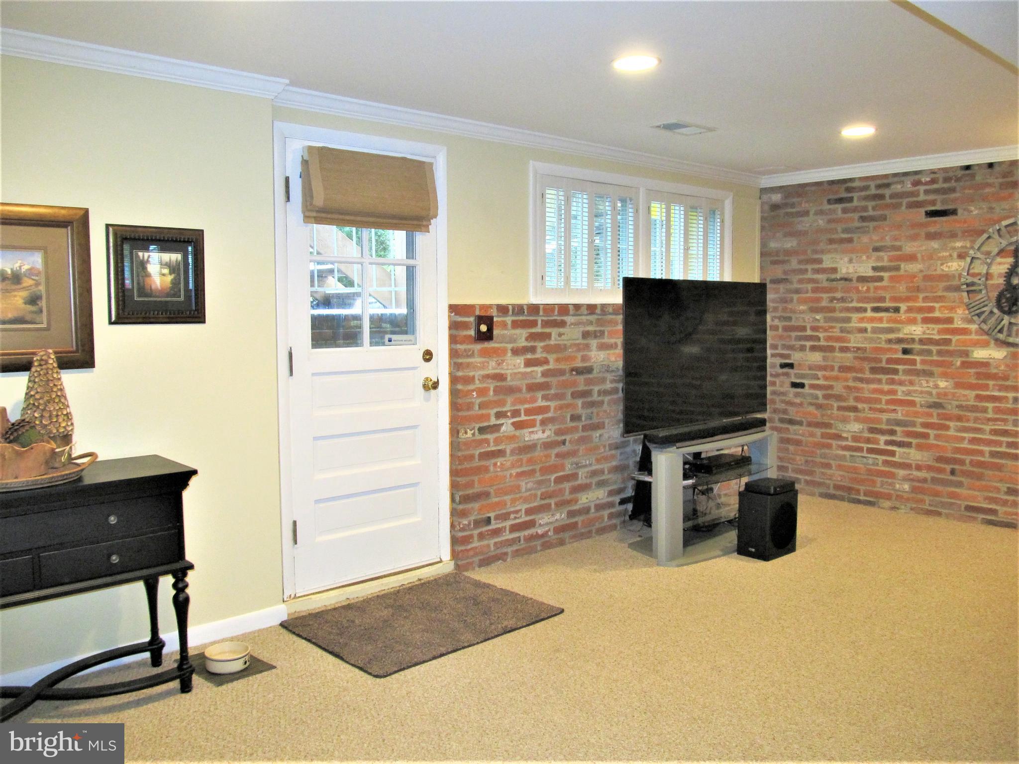 622 Cleveland Road Linthicum Heights, MD 21090 - Photo 36 of 49 Gallery Image 36