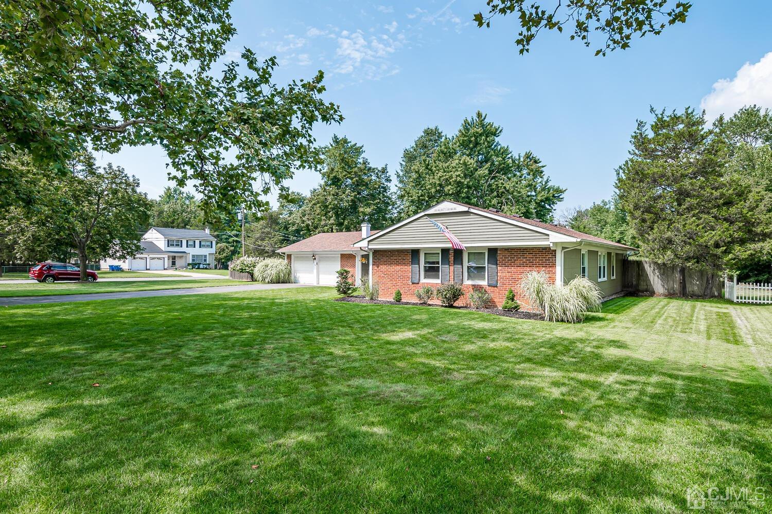 26 Evergreen Road Somerset, NJ 08873 - Photo 34 of 41