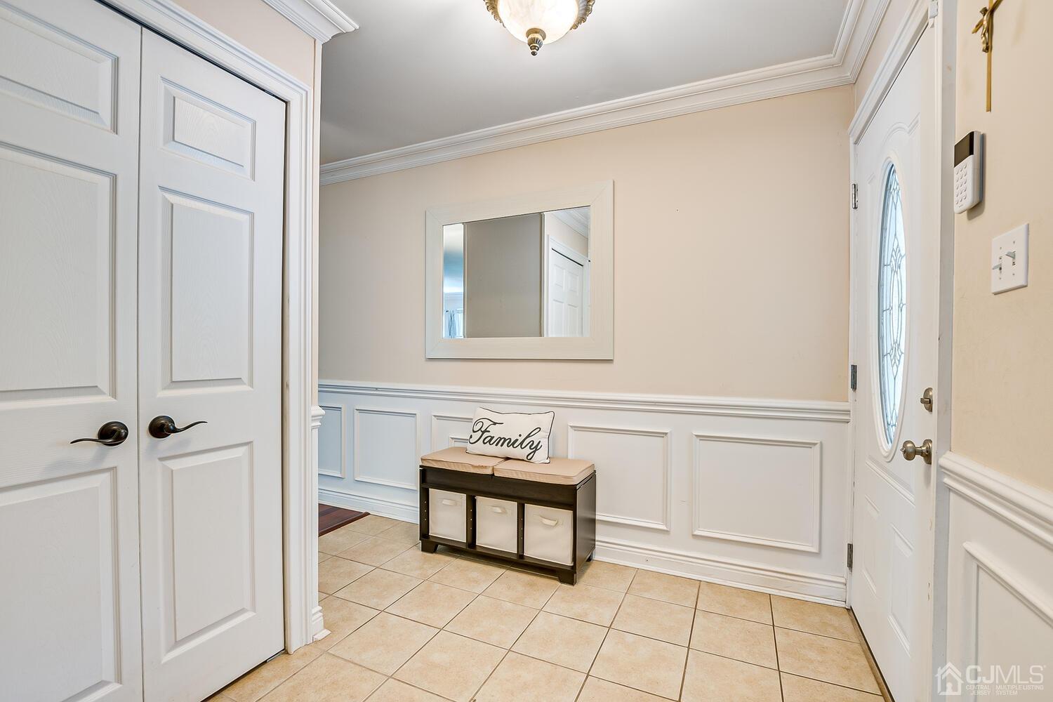 26 Evergreen Road Somerset, NJ 08873 - Photo 5 of 41