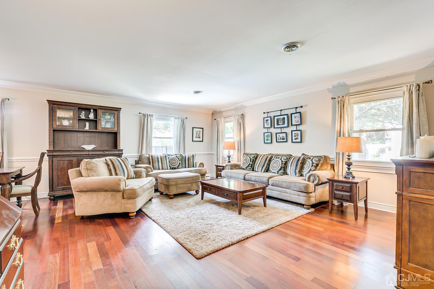 26 Evergreen Road Somerset, NJ 08873 - Photo 10 of 41