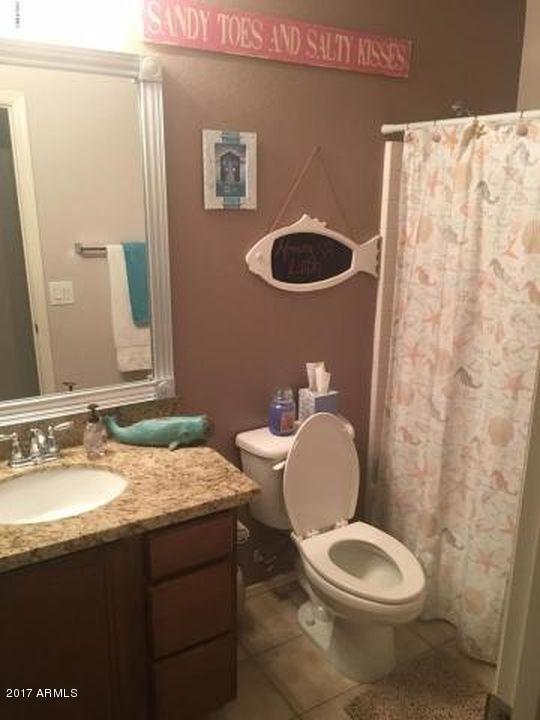 1706 South Martingale Road Gilbert, AZ 85295 - Photo 21 of 57 ISdkwyw5di1wyf0000000000