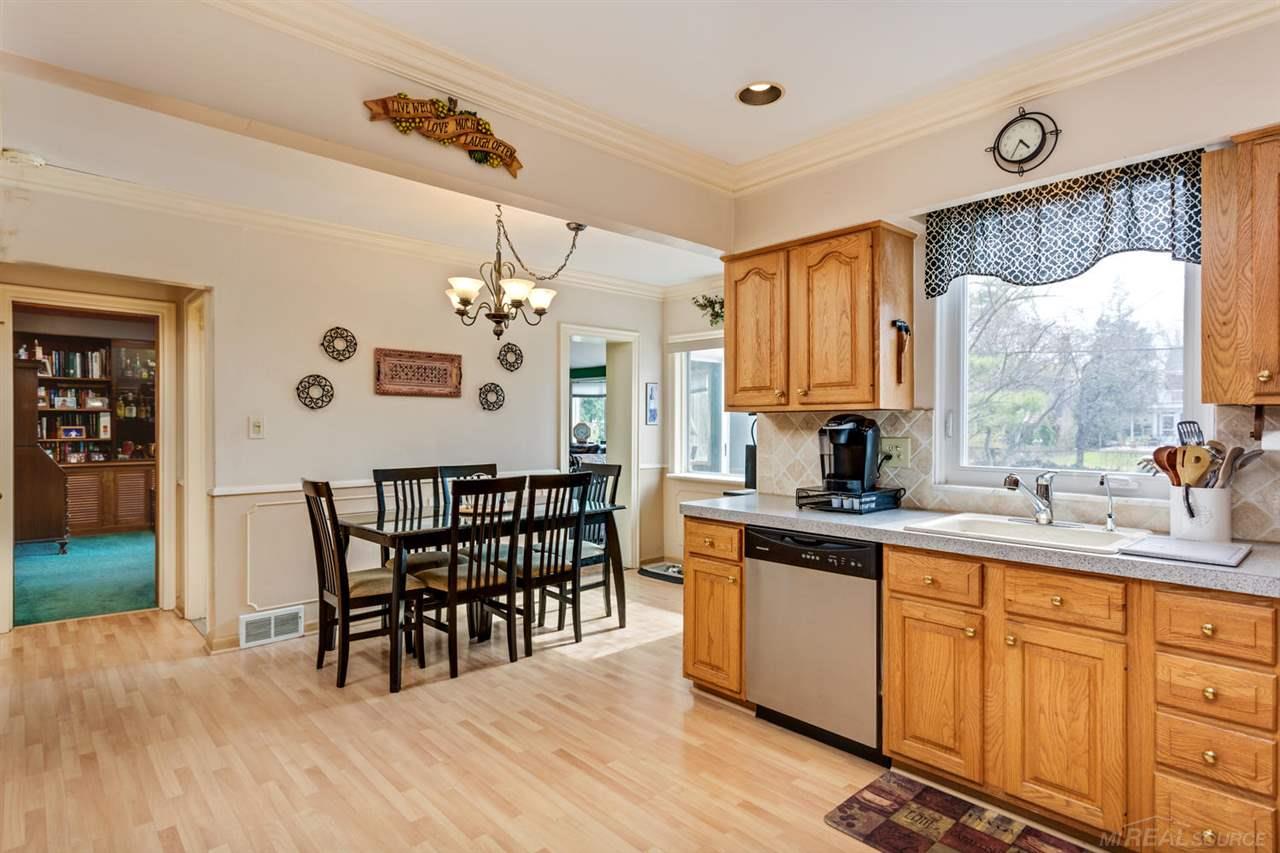 757 Trombley Road Grosse Pointe Park, MI 48230 - Photo 11 of 30