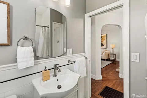 $899,000 | 724 Excelsior Avenue, San Francisco, CA 94112