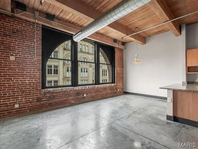 $149,000 | 1113 Washington Avenue, Unit 609, St. Louis, MO 63101