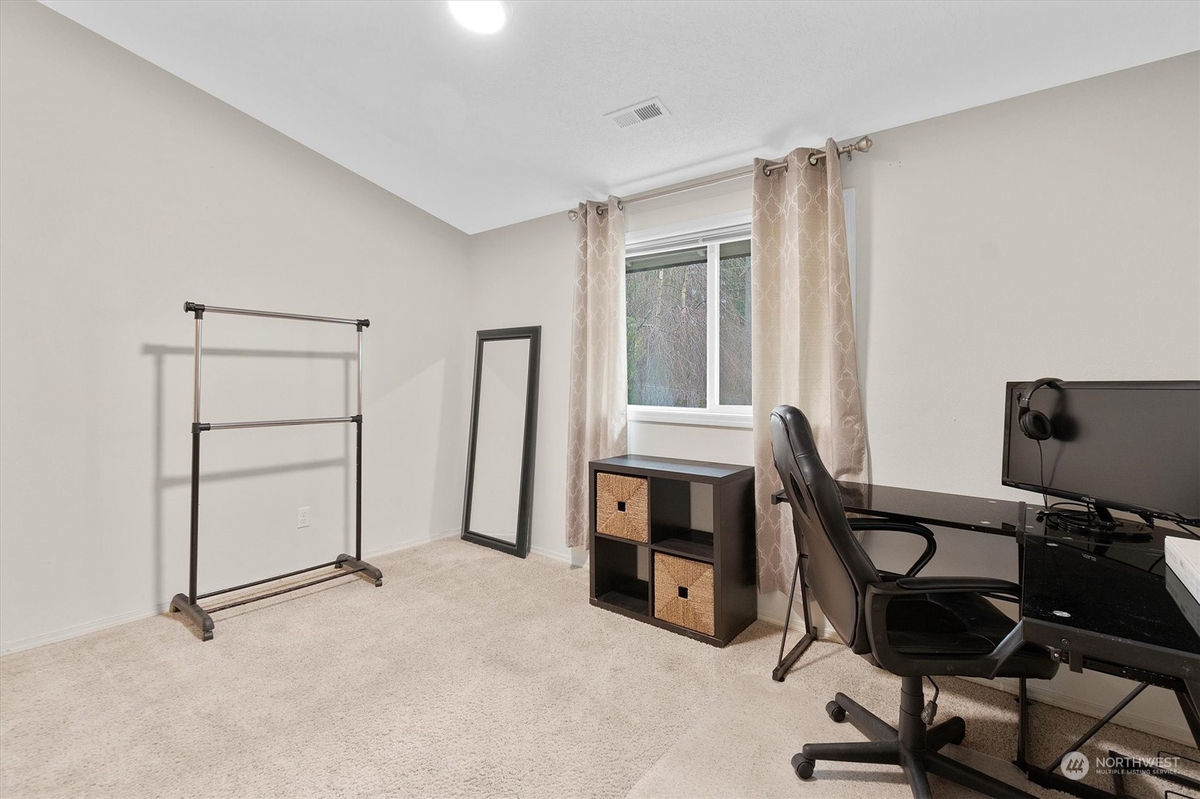 469 Lone Oak Road Longview, WA 98632 - Photo 17 of 39 Gallery Image 17