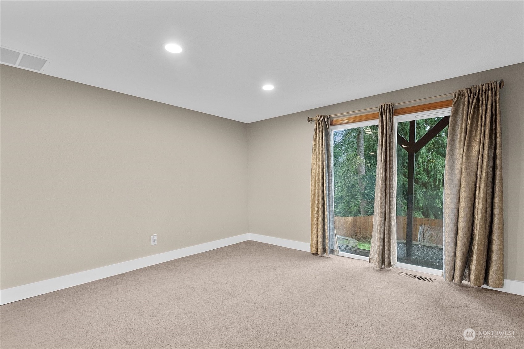 469 Lone Oak Road Longview, WA 98632 - Photo 22 of 39 Gallery Image 22
