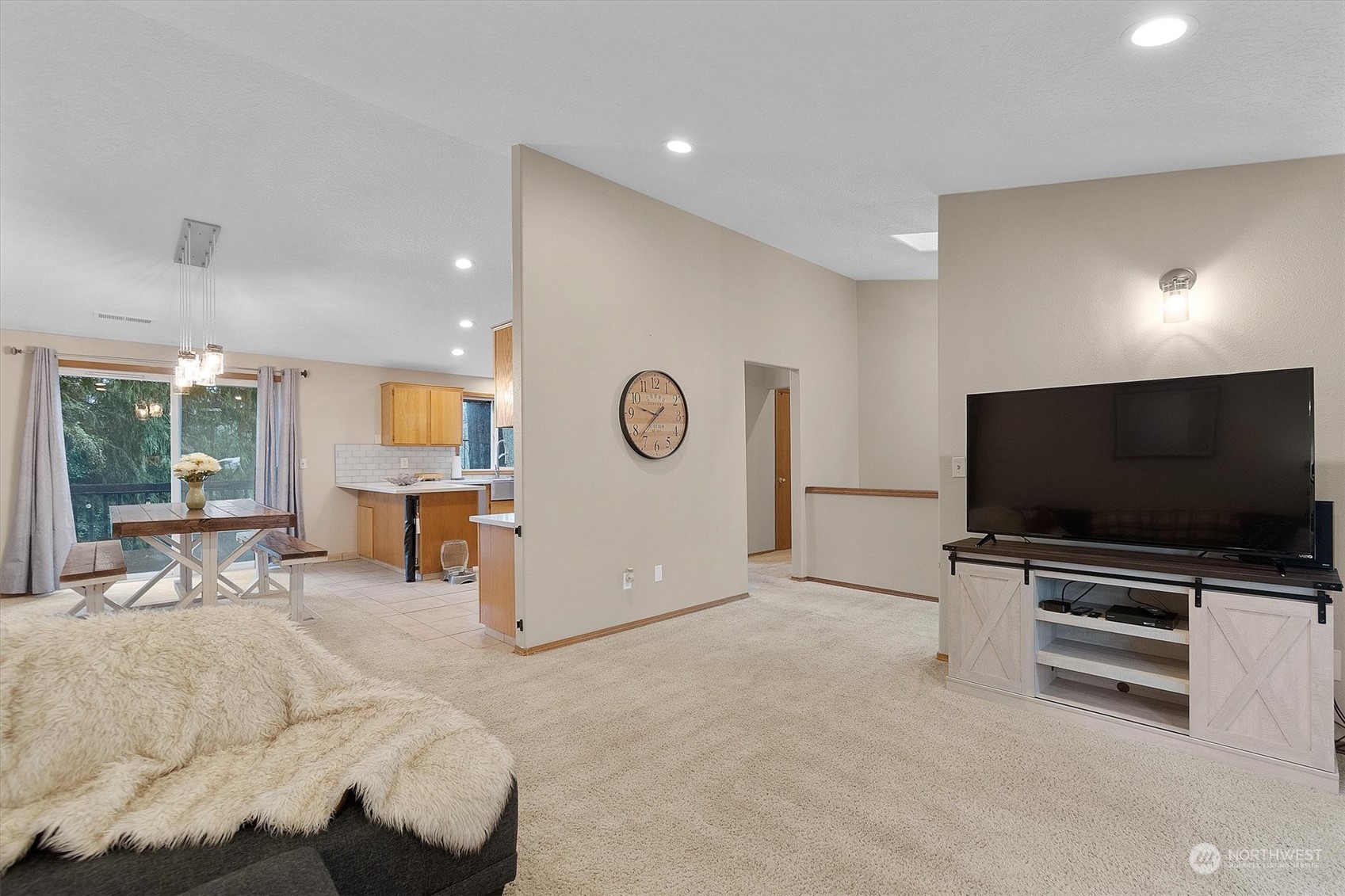 469 Lone Oak Road Longview, WA 98632 - Photo 5 of 39 Gallery Image 5