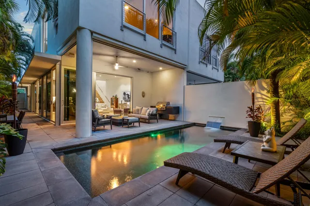 $2,850,000 | 322 Northeast 7th Avenue, Delray Beach, FL 33483