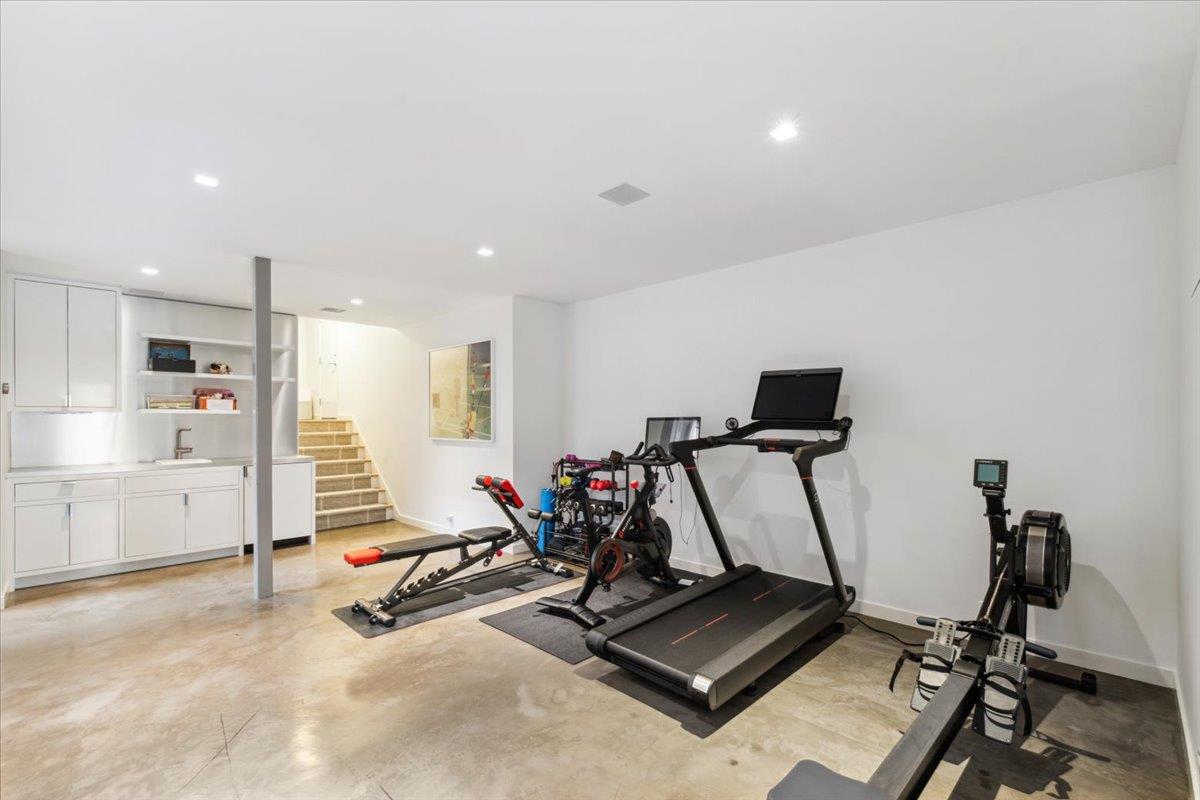35 Halsted Place Rye, NY 10580 - Photo 28 of 41 a view of a room with gym equipment