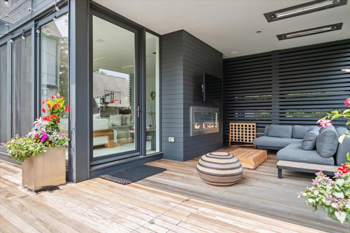 35 Halsted Place Rye, NY 10580 - Photo 31 of 41 a outdoor living space with furniture and a potted plant